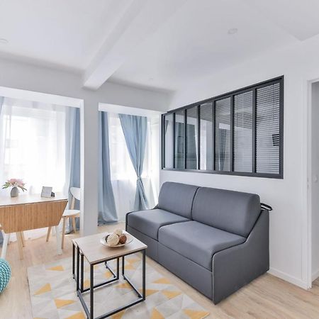 Beautiful Flat Next To Saint Lazare Opera Lägenhet Paris Exteriör bild